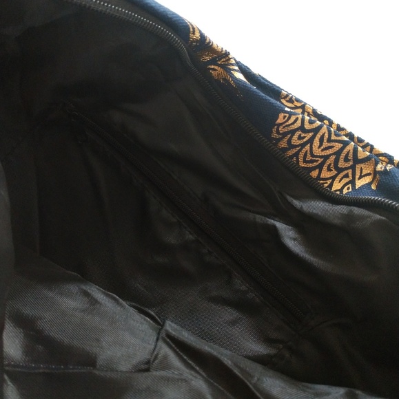 Pineapple Tote (Medium, Navy/Gold) - Picture 3 of 3